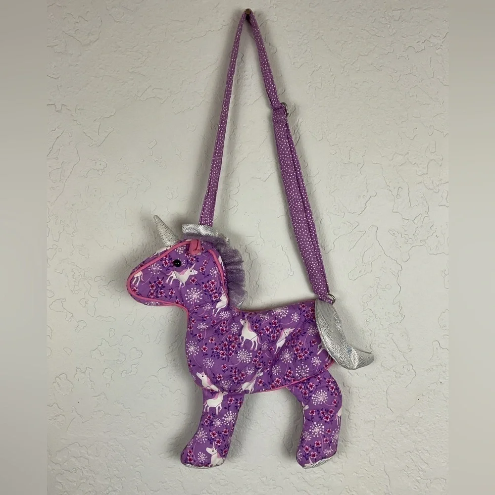 Douglas Fantasy Garden Unicorn Quilted Fabric Sillo-ette Purse Adjustable Strap